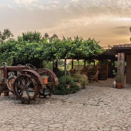 Il Sorgituro - Agriturismo Postiglione Екстериор снимка