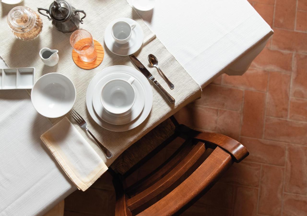 Il Sorgituro - Agriturismo Postiglione Екстериор снимка
