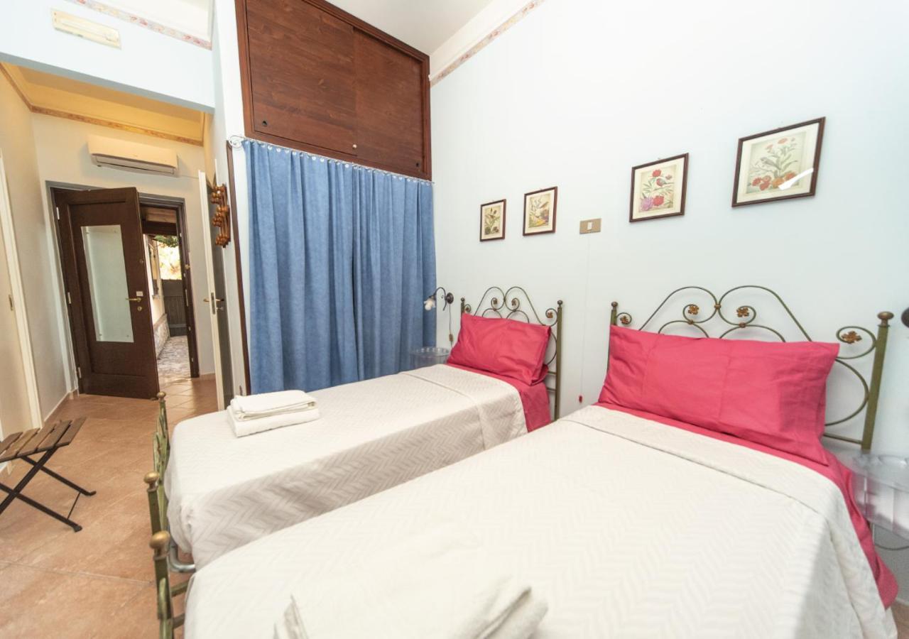 Il Sorgituro - Agriturismo Postiglione Екстериор снимка