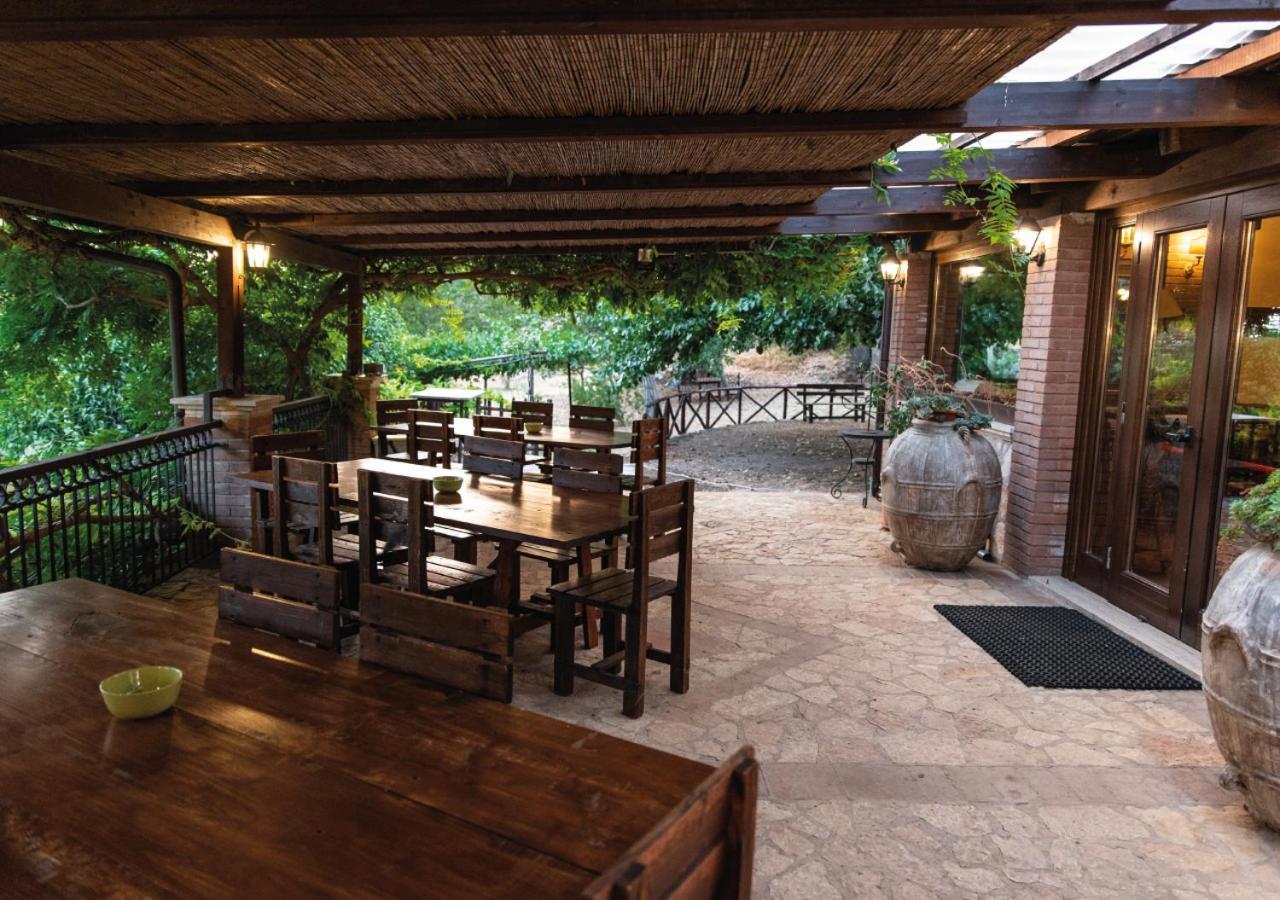 Il Sorgituro - Agriturismo Postiglione Екстериор снимка